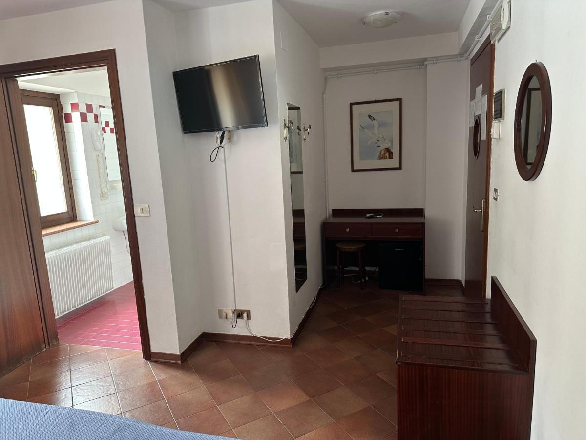 Hotel Alla Citta Di Trieste Grado Exterior foto